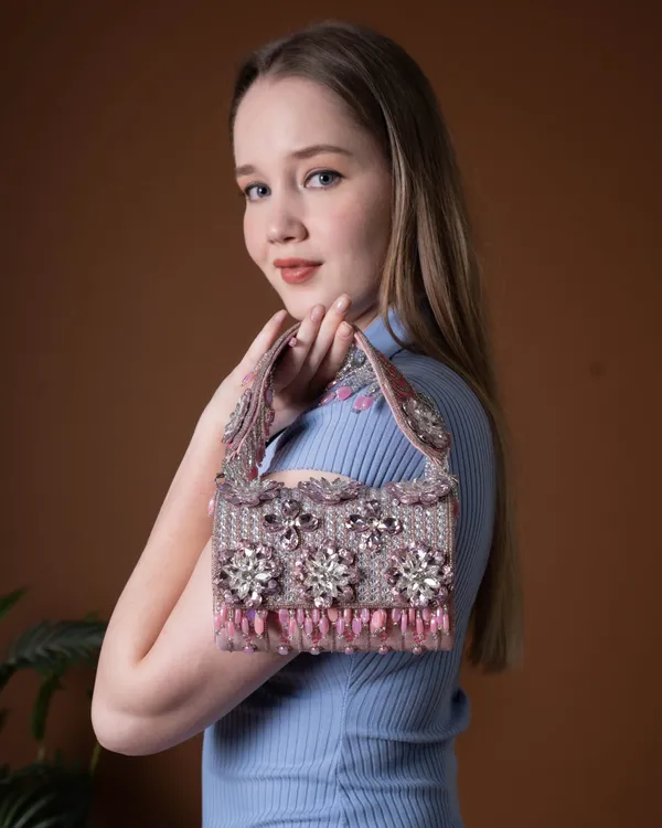 Lunara_Bloom_Crystal_Bag
